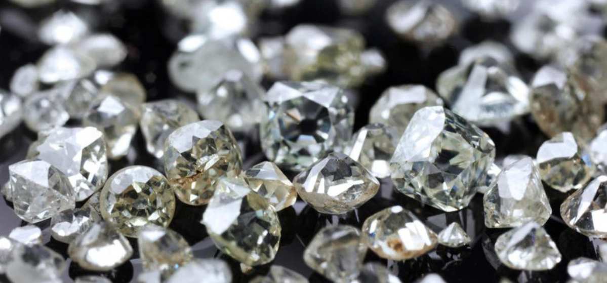 CRYPTONEWSBYTES.COM Screen-Shot-2019-03-25-at-11.56.05-PM Diamond industry majors with work with blockchain start-up to tokenize diamonds  