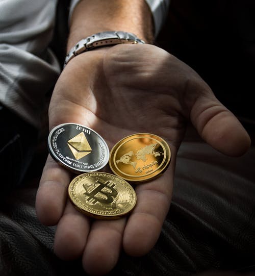 CRYPTONEWSBYTES.COM pexels-photo-1097946 Venezuelans increasingly look to crypto, as Local Bolivar is rendered Almost Valueless  