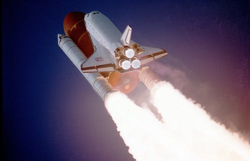 CRYPTONEWSBYTES.COM flight-sky-earth-space Bitcoin Could Rise to $8,400, Analyst says.  