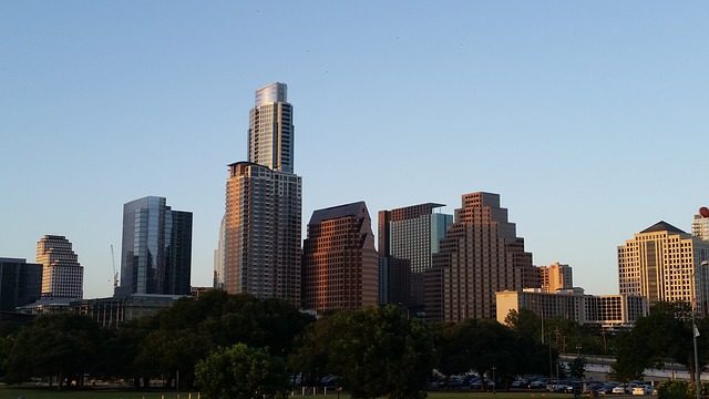 CRYPTONEWSBYTES.COM austin-1629454_640-640x360 City of Austin in Texas partners with IOTA Foundation for a blockchain transportation initiative  