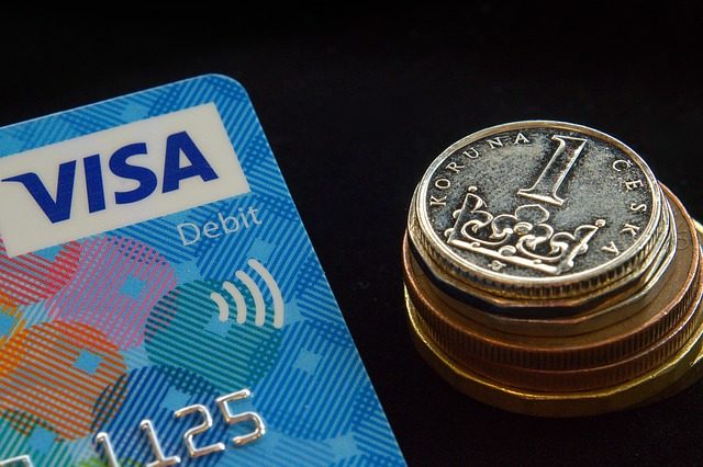 CRYPTONEWSBYTES.COM credit-card-3536349_640-640x426 A new blockchain cross border payments solution from Visa to transform corporate cross-border payments  