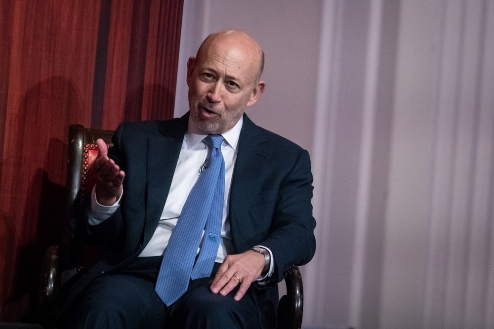 CRYPTONEWSBYTES.COM 1000x-1-1-1 Former Goldman Sachs CEO: Bitcoin Needs To Be Reigned In  