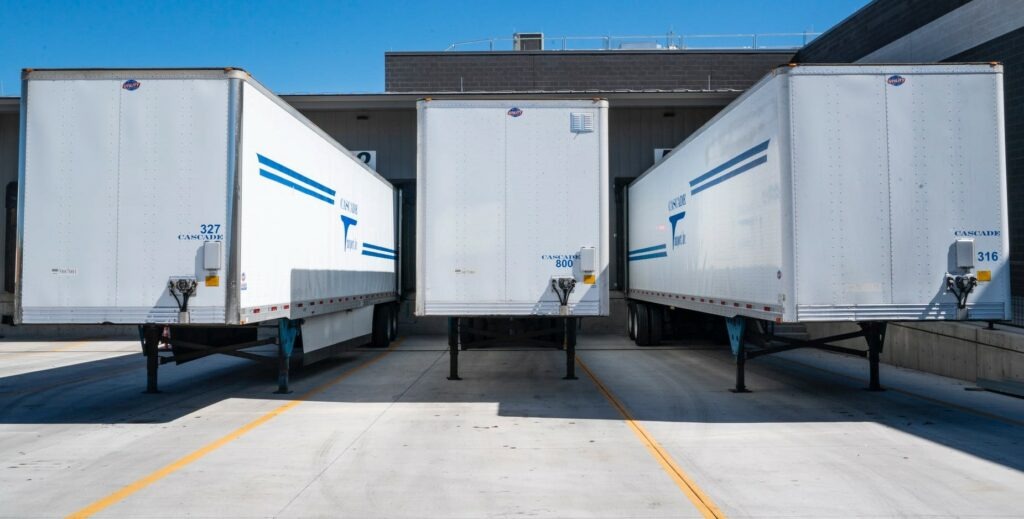 CRYPTONEWSBYTES.COM pexels-photo-1267325-1-1024x519 HDBank Becomes First Vietnamese Bank to Issue Blockchain-based Letters of Credit  