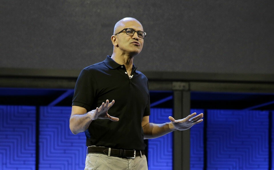 CRYPTONEWSBYTES.COM Satya-Nadella Microsoft CEO Calls for a 'ChatGPT Moment' in the Blockchain Industry  