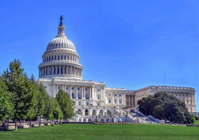 CRYPTONEWSBYTES.COM capitol-g9608dde48_1280-640x450 Crypto Finds Strong Support from Members of Congress  