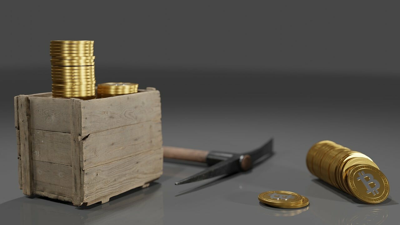 CRYPTONEWSBYTES.COM coins-5774946_1280 Big Institutions Start New Crypto Gold Rush  