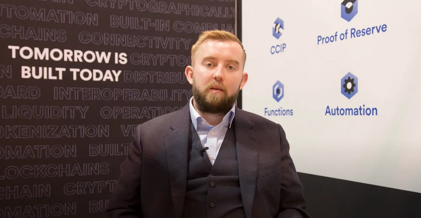 CRYPTONEWSBYTES.COM chainlink-founder Banks Encounter Complex Challenges in Blockchain Adoption: Chainlink Co-founder  