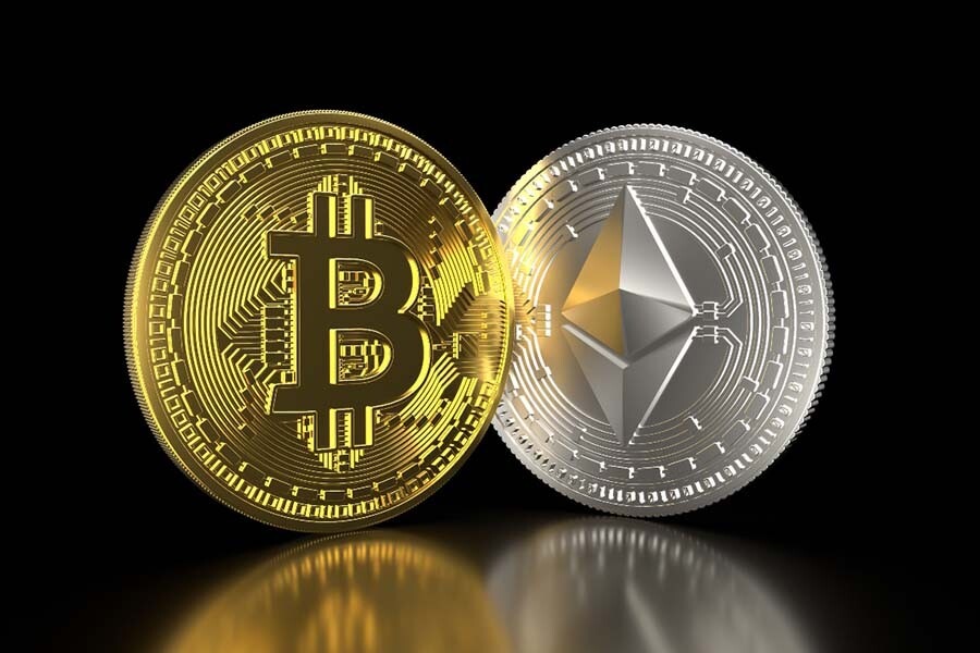 CRYPTONEWSBYTES.COM bitcoin-and-ethereum Ethereum Futures ETFs Debut as SEC Considers Bitcoin Fund  