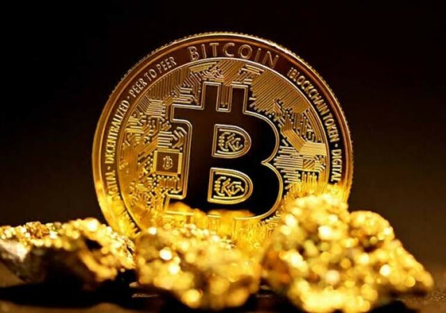 CRYPTONEWSBYTES.COM bitcoin-and-gold-640x450 Bitcoin's Distinctiveness: A Must-Consider for Investors Amidst Digital Assets  