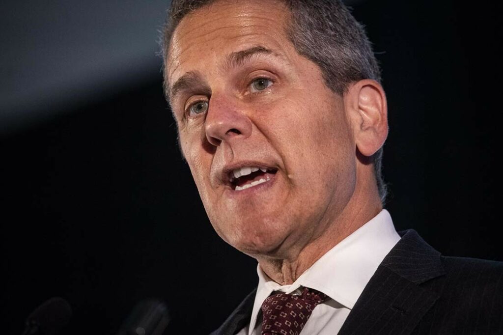 CRYPTONEWSBYTES.COM Feds-Barr-1024x682 Federal Reserve's Barr Warns of Uncontrolled Volatility in Stablecoins and Private Cryptocurrencies, Including Bitcoin, Without Regulatory Safeguards  