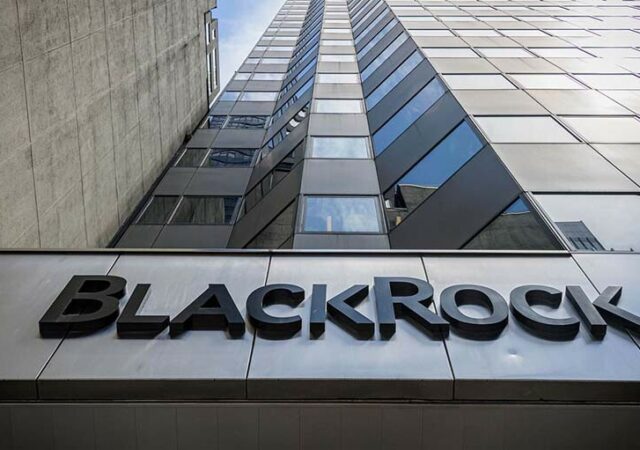 CRYPTONEWSBYTES.COM blackrock-12-640x450 BlackRock Identifies Risks of USDT and USDC Stablecoins to Bitcoin  