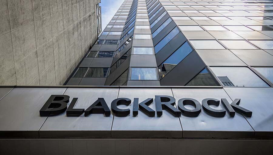CRYPTONEWSBYTES.COM blackrock-12 BlackRock Identifies Risks of USDT and USDC Stablecoins to Bitcoin  