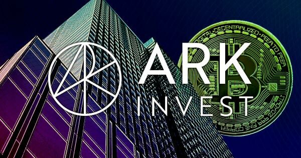 CRYPTONEWSBYTES.COM timthumb ARK Invest's Strategic Portfolio Rebalancing: Unraveling the Recent Sale of GBTC Shares Amid Bitcoin's Soaring Rally  