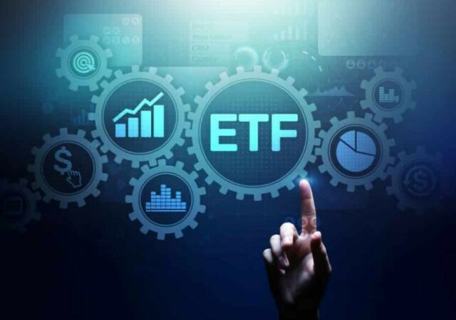 CRYPTONEWSBYTES.COM ETF-luch-date--640x450 In the New Spot Bitcoin ETF Era, Shiba Inu and Cardano Stand Out as Tokens Below $1 With 1000% ROI Potential In Q1 2024  