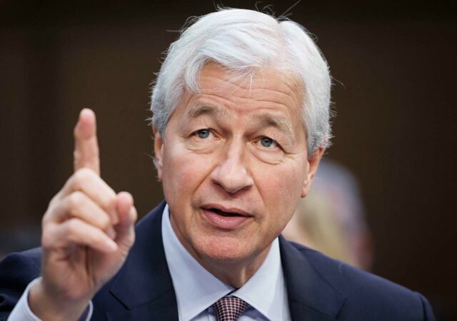 CRYPTONEWSBYTES.COM Jamie-Dimons-Critique-of-Bitcoin-Amid-Financial-Innovations-and-Challenges-640x450 Jamie Dimon's Critique of Bitcoin Amid Financial Innovations and Challenges  